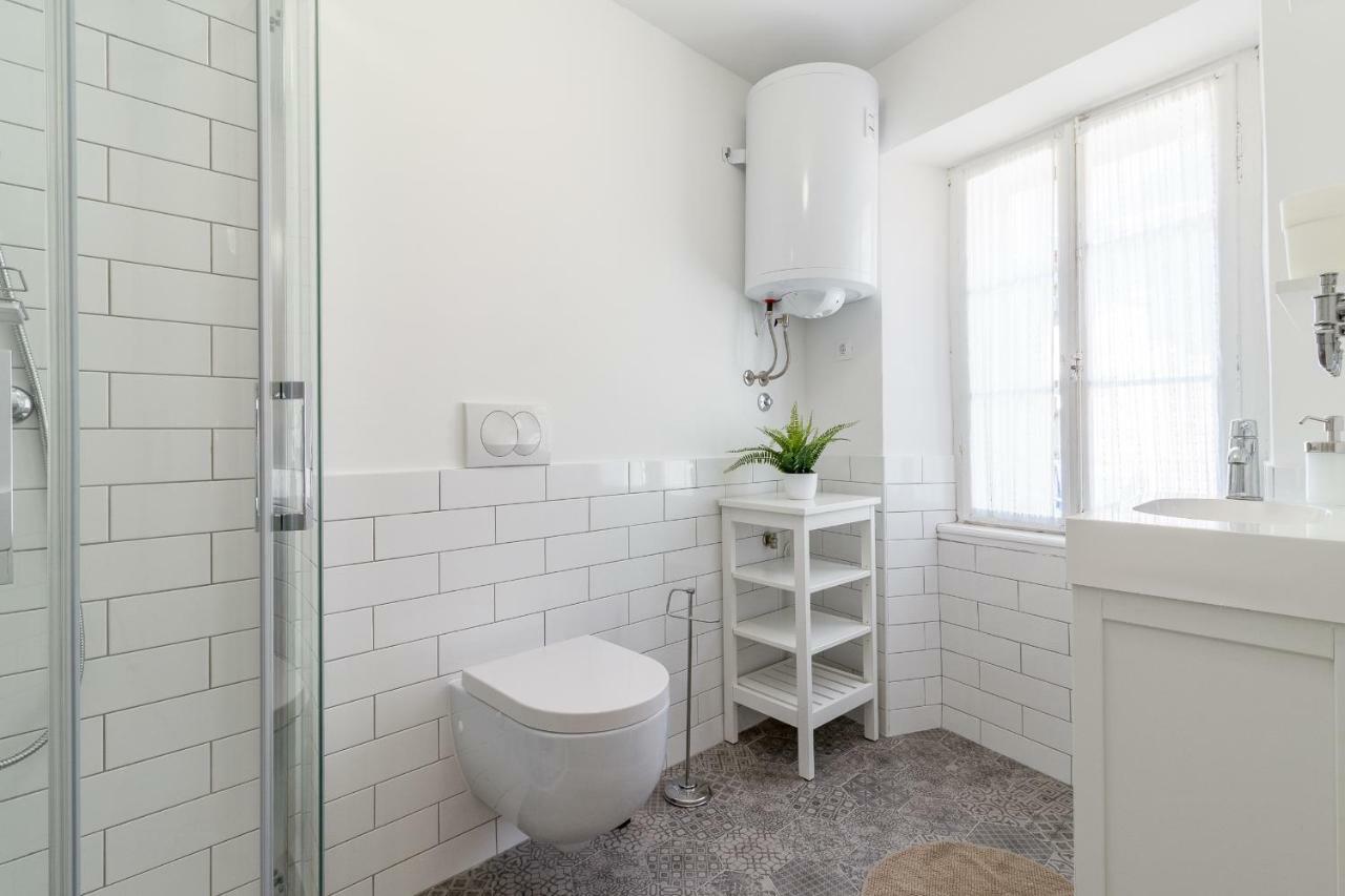 רוביני Central New Apartment Nonna Mara מראה חיצוני תמונה